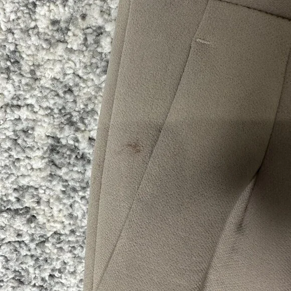 Aritzia Effortless Pants Womens 0 Short Beige Crepe Pleated Dress Trousers - Picture 2 of 8